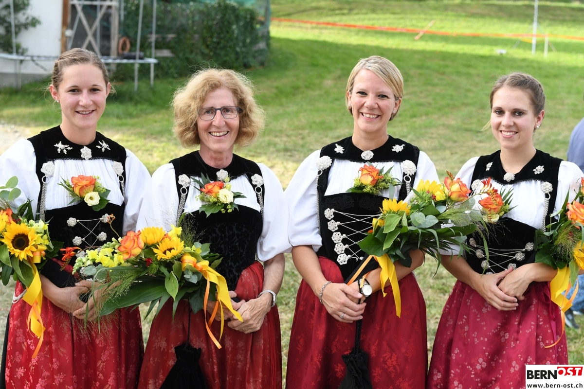 Marschmusikparade An Der Dorfchilbi Bleiken