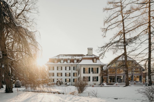 schlosshuenigen-hotel-emmental-winter-6.jpg